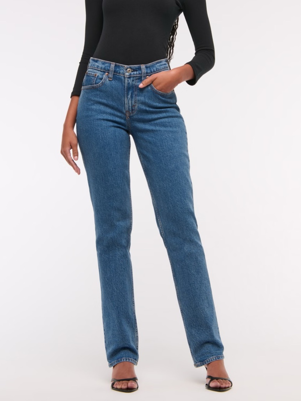 A&F Curve Love Mid Rise 90s Straight Jeans